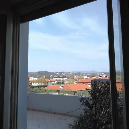 L'albero Frühstückspension